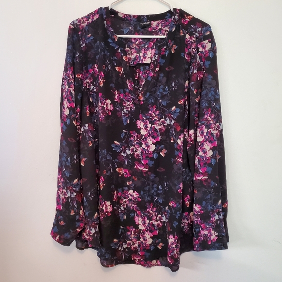 Torrid black floral blouse 2X - Picture 1 of 5